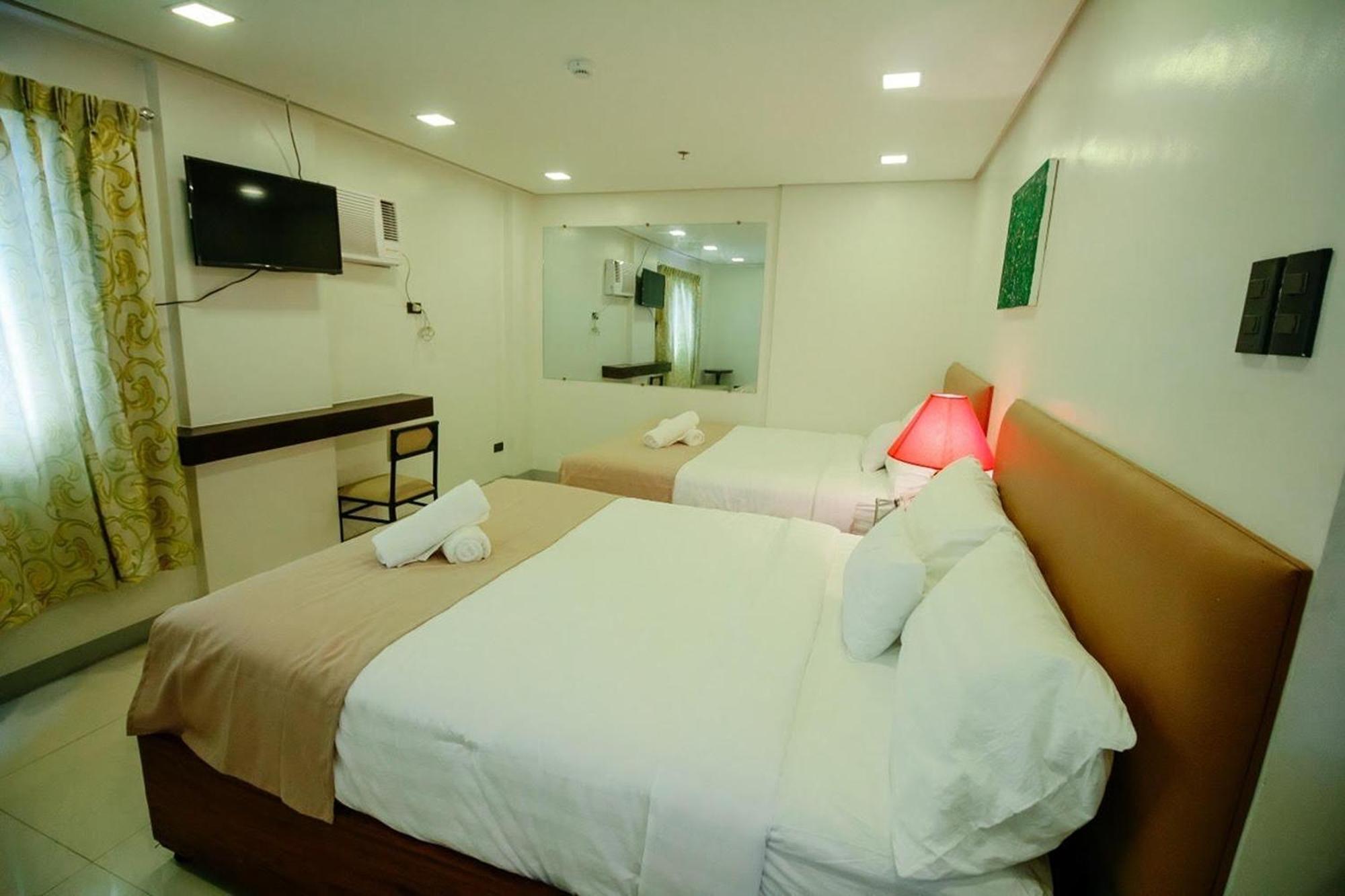 Belltower Csheli Suites Bantay - Vigan Exterior foto