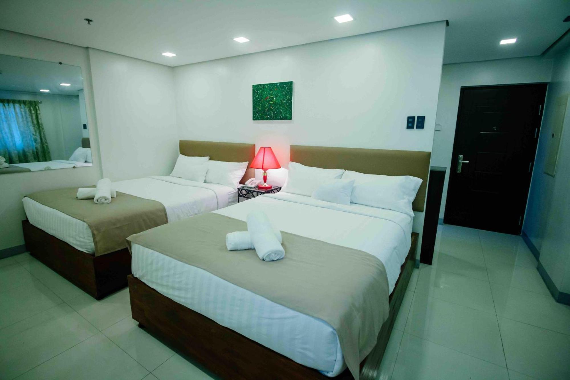 Belltower Csheli Suites Bantay - Vigan Exterior foto