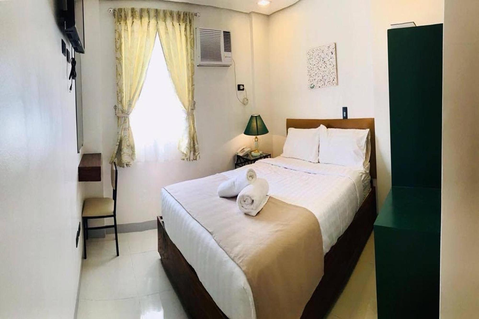 Belltower Csheli Suites Bantay - Vigan Exterior foto