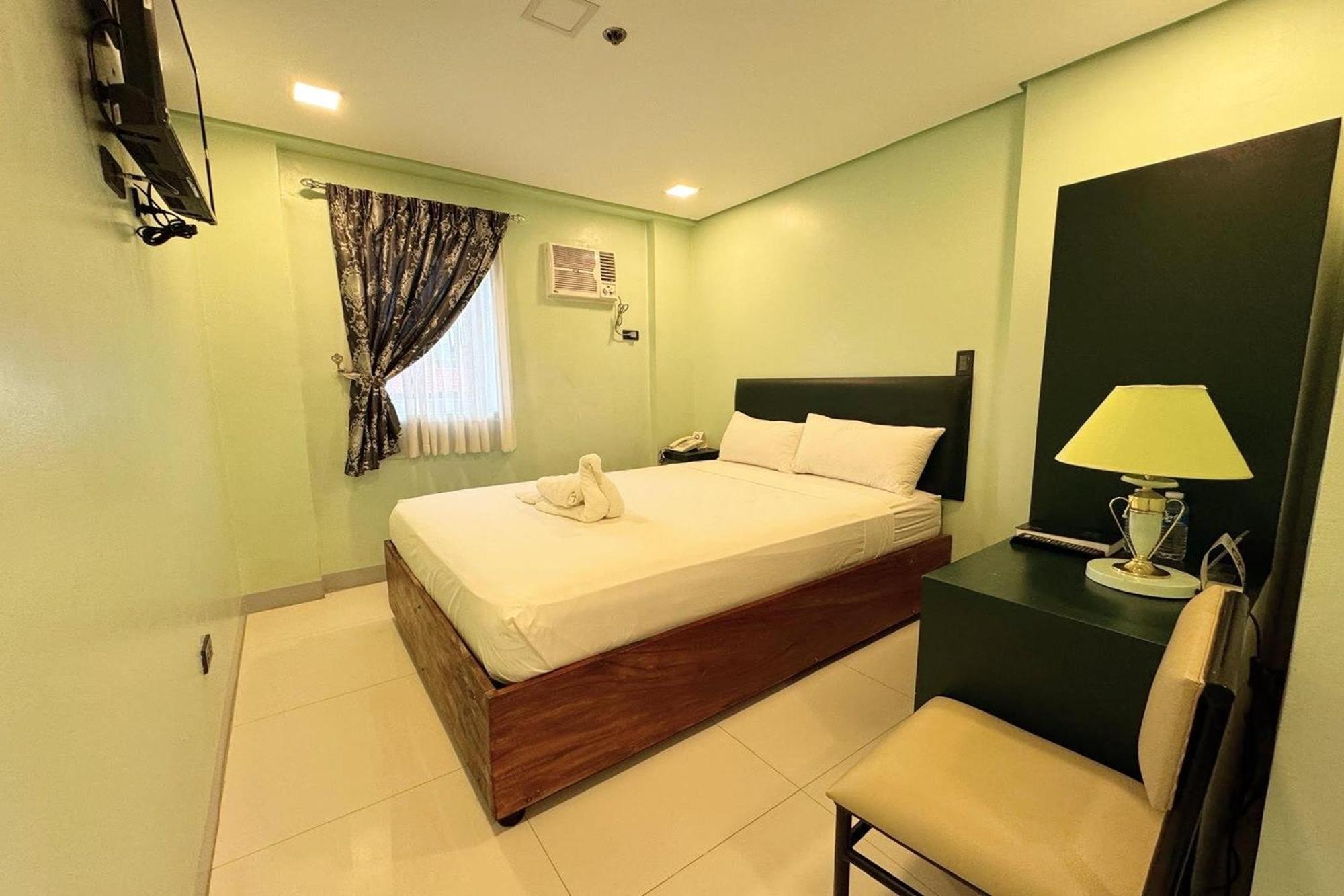 Belltower Csheli Suites Bantay - Vigan Exterior foto