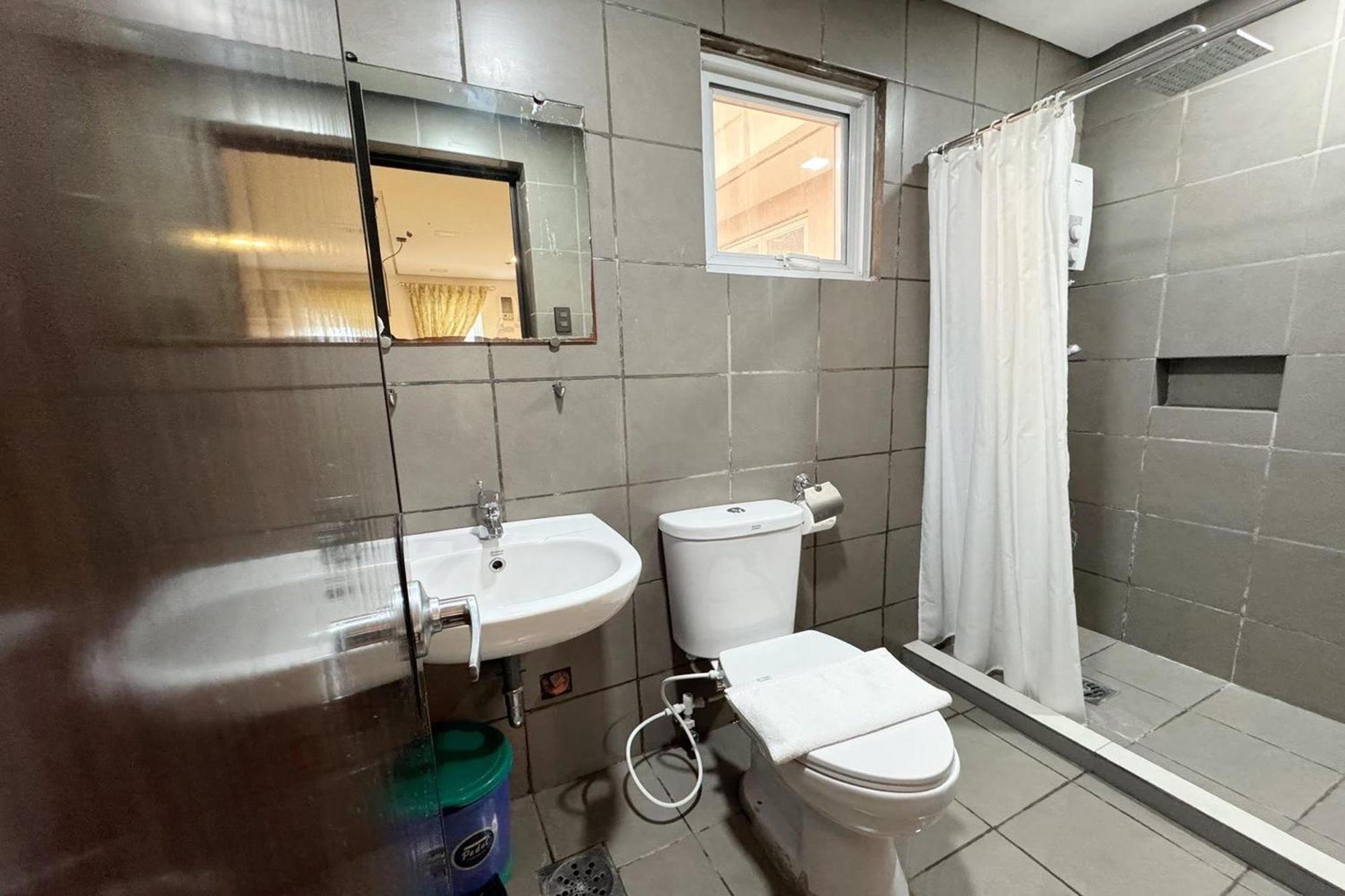 Belltower Csheli Suites Bantay - Vigan Exterior foto