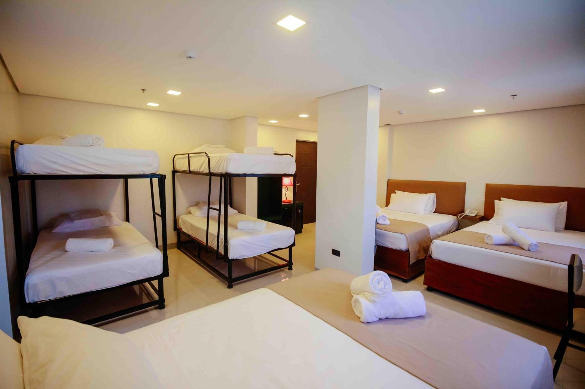 Belltower Csheli Suites Bantay - Vigan Exterior foto