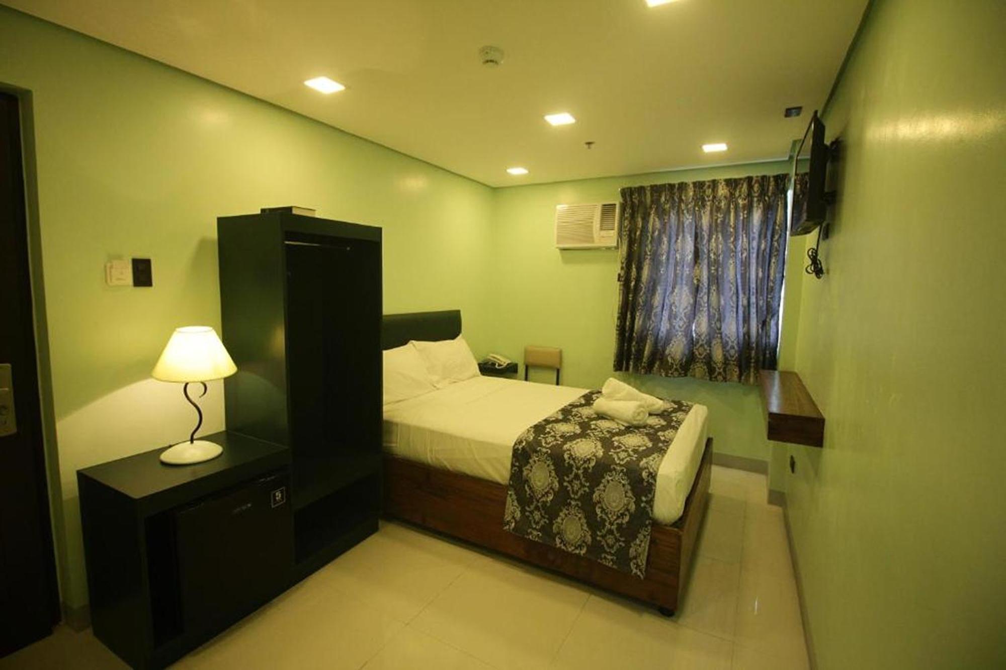 Belltower Csheli Suites Bantay - Vigan Exterior foto