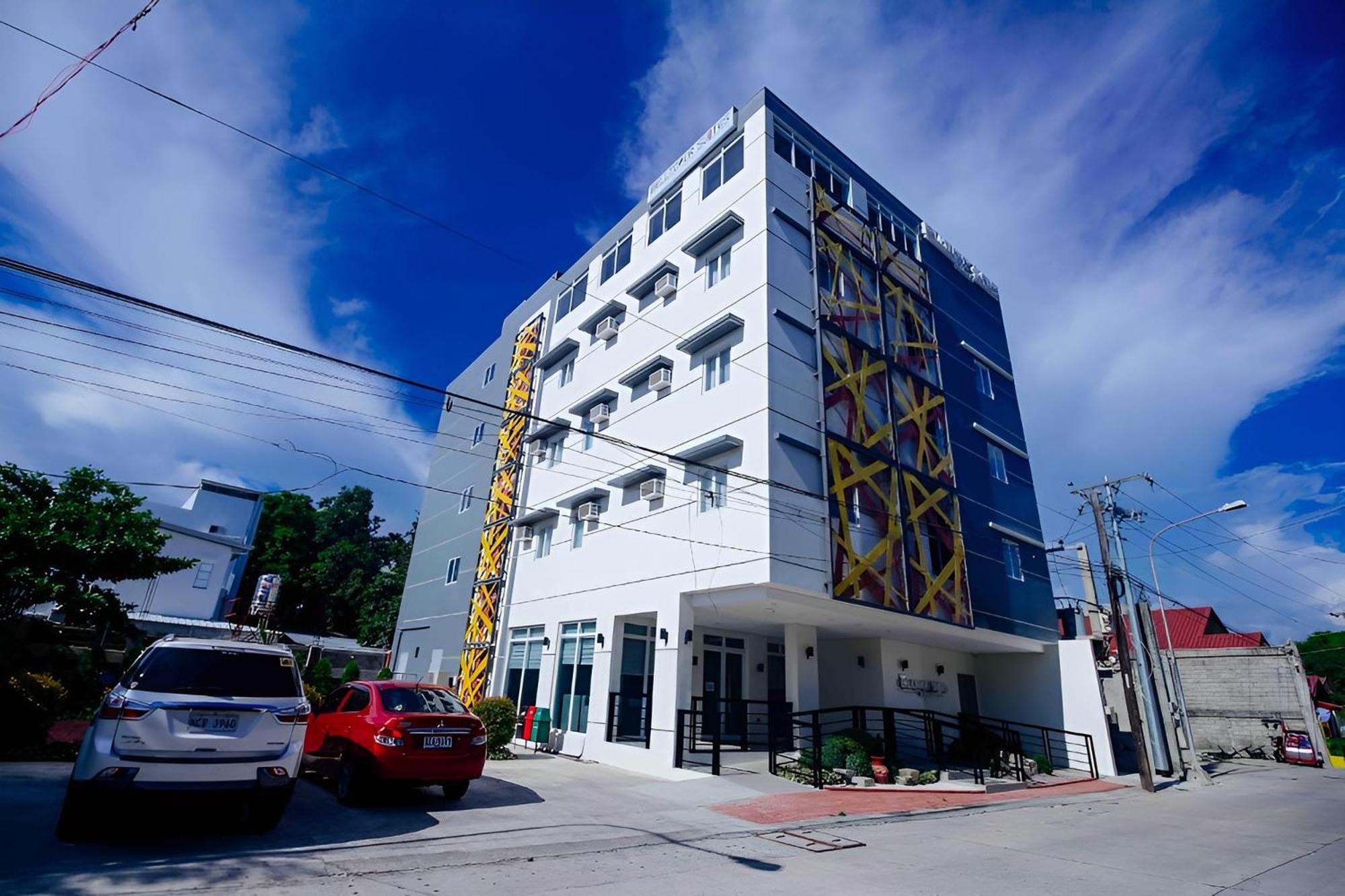 Belltower Csheli Suites Bantay - Vigan Exterior foto